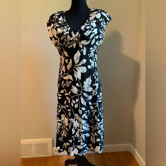 Black Label | Dresses | Evan Picone Black Label Floral Dress | Poshmark Black Label | Dresses | Evan Picone Black Label Floral Dress | Poshmark